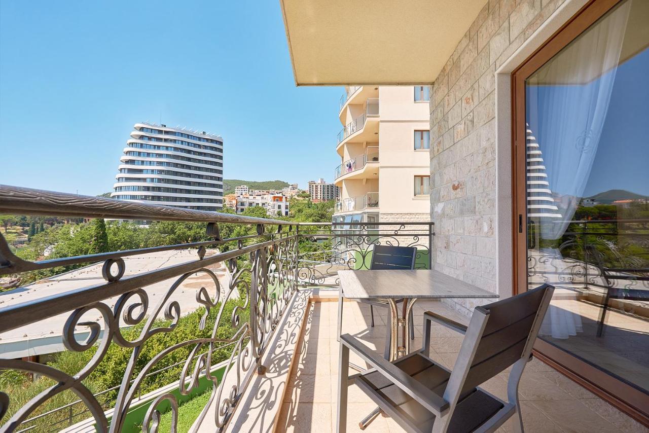 Villa Allende Bečići エクステリア 写真